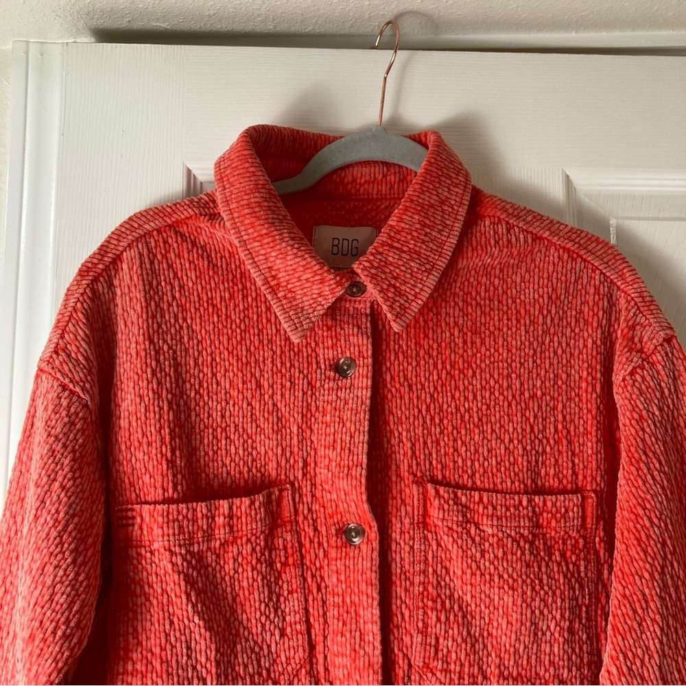 BDG Outfitters Serena Womens Corduroy Faded Shirt Jacket in Coral S-P - Picture 6 of 16